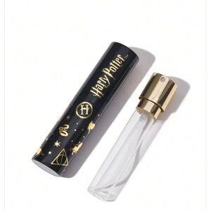 $5 HARRY POTTER TRAVEL PERFUME HOLDER. NEW. $5 WHEN BUNDLED WITH 3 OR MORE ITEMS